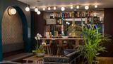 Hotel Le Petit Chomel Lobby
