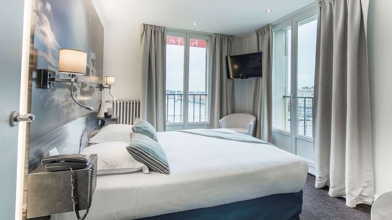 <b>Best Western ARTHotel Room</b>. Images powered by <a href="https://iceportal.shijigroup.com/" title="IcePortal" target="_blank">IcePortal</a>.