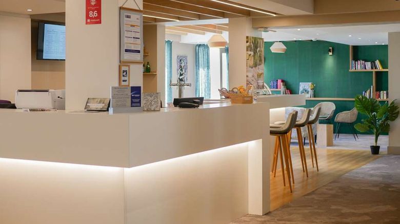Best Western le Bois de la Marche Lobby. Images powered by <a href="https://iceportal.shijigroup.com" target="_blank" rel="noopener">Ice Portal</a>.