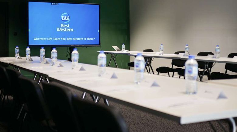<b>Best Western le Bois de la Marche Meeting</b>. Images powered by <a href="https://iceportal.shijigroup.com/" title="IcePortal" target="_blank">IcePortal</a>.