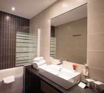 Best Western Pus Hotel Plaisance Room
