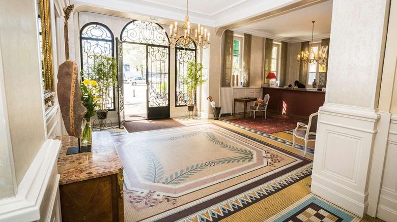 <b>Best Western Hotel De France Lobby</b>. Images powered by <a href="https://iceportal.shijigroup.com/" title="IcePortal" target="_blank">IcePortal</a>.