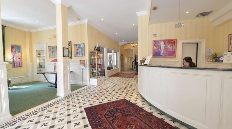 <b>Best Western Hotel D'Angleterre Lobby</b>. Images powered by <a href="https://iceportal.shijigroup.com/" title="IcePortal" target="_blank">IcePortal</a>.