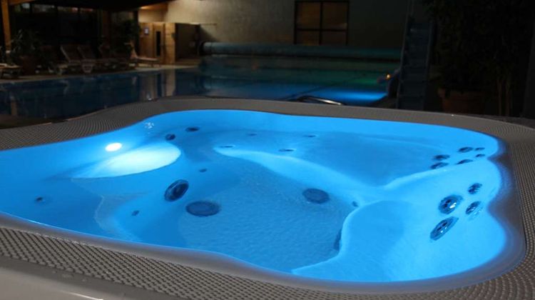 Best Western Le Relais De Laguiole Spa