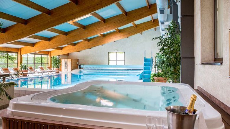 <b>Best Western Le Relais De Laguiole Spa</b>. Images powered by <a href="https://iceportal.shijigroup.com/" title="IcePortal" target="_blank">IcePortal</a>.