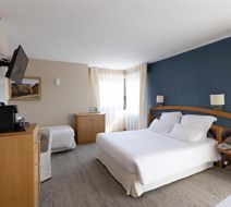 Best Western Le Relais De Laguiole Room