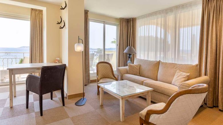 <b>Best Western Plus Montfleuri Suite</b>. Images powered by <a href="https://iceportal.shijigroup.com/" title="IcePortal" target="_blank">IcePortal</a>.