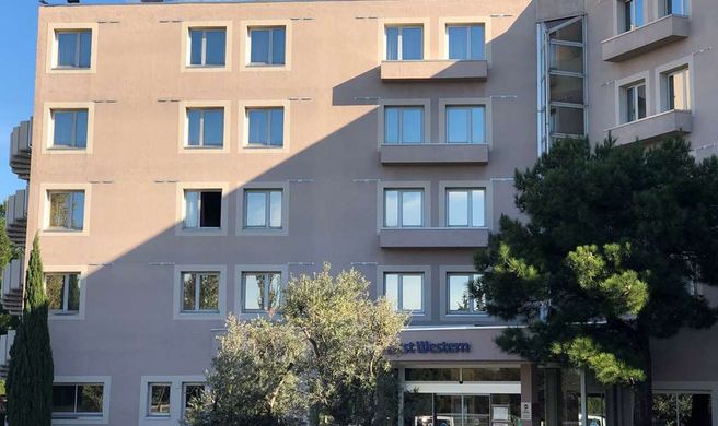 Best Western Marseille Aeroport Exterior