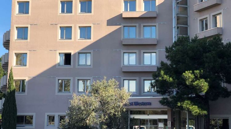 Best Western Marseille Aeroport Exterior