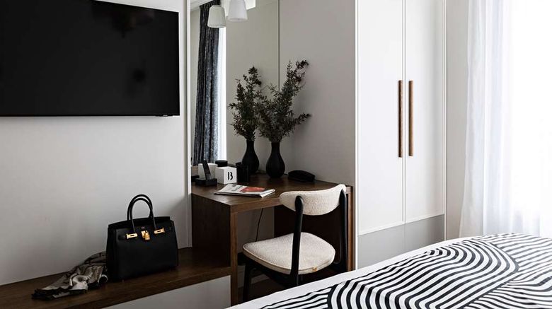 <b>BW Premier-Blake Paris Gare Saint Lazare Room</b>. Images powered by <a href="https://iceportal.shijigroup.com/" title="IcePortal" target="_blank">IcePortal</a>.