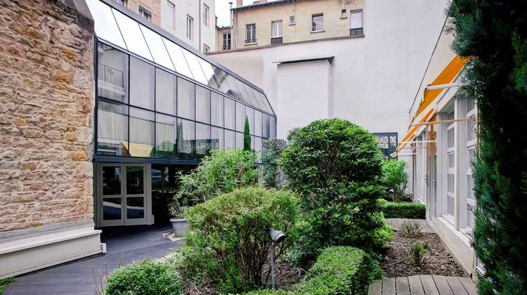 Best Western Crequi Lyon Part Dieu Exterior