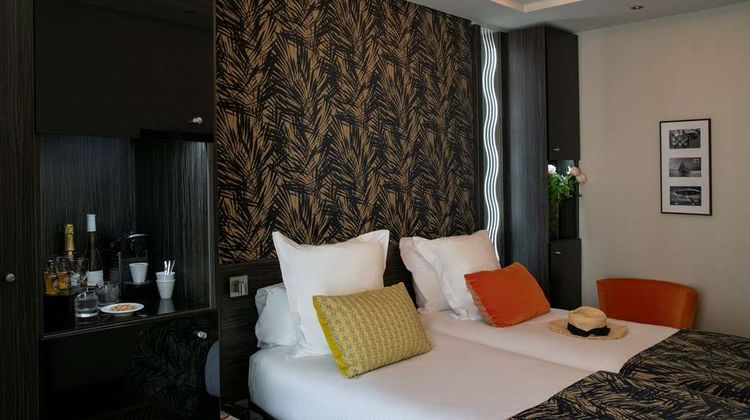 Best Western Premier Mondial Room