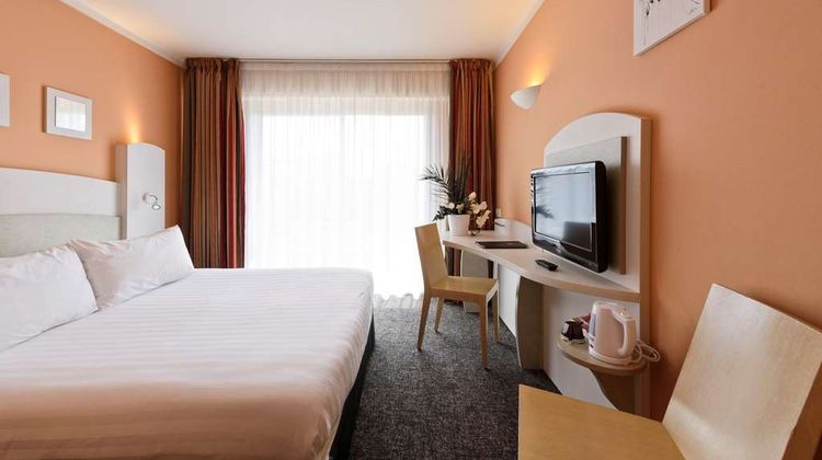 Best Western Astoria Room