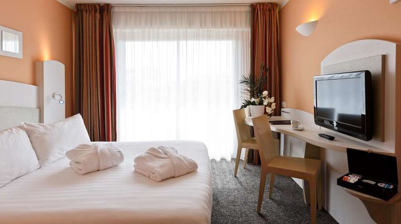 <b>Best Western Astoria Room</b>. Images powered by <a href="https://iceportal.shijigroup.com/" title="IcePortal" target="_blank">IcePortal</a>.