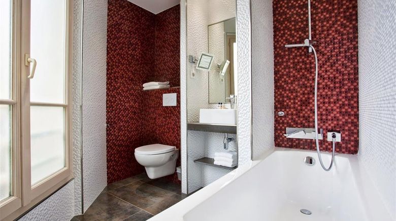 <b>Best Western Nouvel Orleans Montparnasse Room</b>. Images powered by <a href="https://iceportal.shijigroup.com/" title="IcePortal" target="_blank">IcePortal</a>.