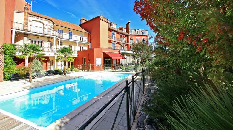 <b>Best Western Beausejour Pool</b>. Images powered by <a href="https://iceportal.shijigroup.com/" title="IcePortal" target="_blank">IcePortal</a>.