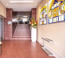 Best Western Plus Richelieu Lobby