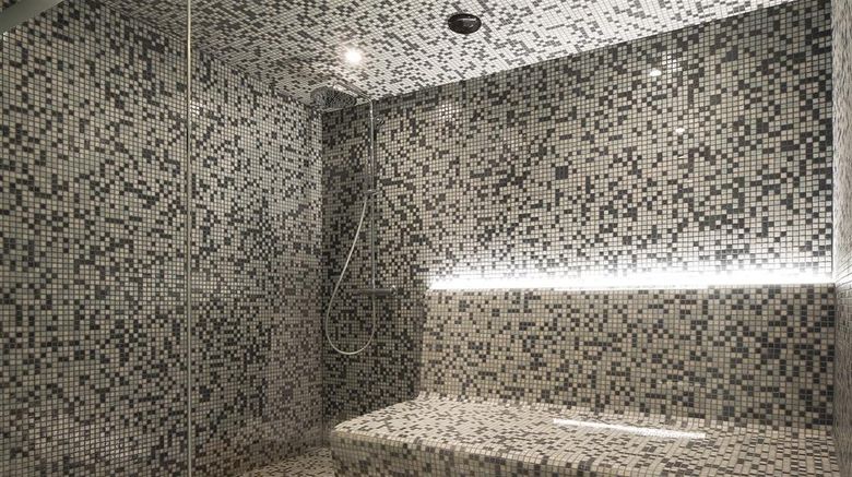 <b>Best Western Plus Quartier Latin Pantheon Spa</b>. Images powered by <a href="https://iceportal.shijigroup.com/" title="IcePortal" target="_blank">IcePortal</a>.
