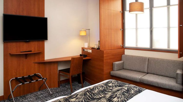 Best Western Hotel Colbert Room