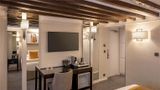 Best Western Plus Hotel Sydney Opera Room