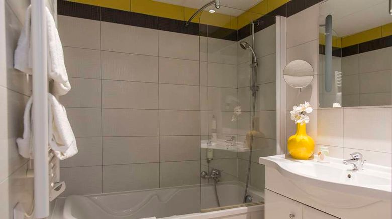 <b>Best Western Plus Ajaccio Amiraute Suite</b>. Images powered by <a href="https://iceportal.shijigroup.com/" title="IcePortal" target="_blank">IcePortal</a>.