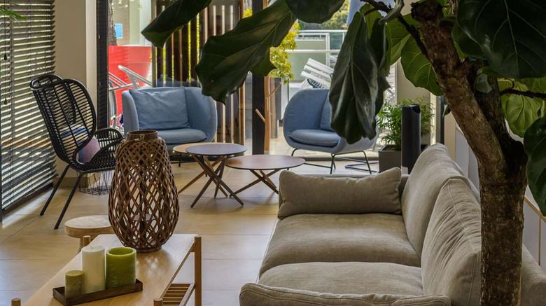 <b>Best Western Plus Ajaccio Amiraute Lobby</b>. Images powered by <a href="https://iceportal.shijigroup.com/" title="IcePortal" target="_blank">IcePortal</a>.