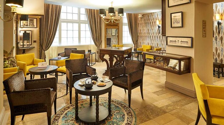 <b>Best Western Bordeaux Bayonne Etche-Ona Lobby</b>. Images powered by <a href="https://iceportal.shijigroup.com/" title="IcePortal" target="_blank">IcePortal</a>.