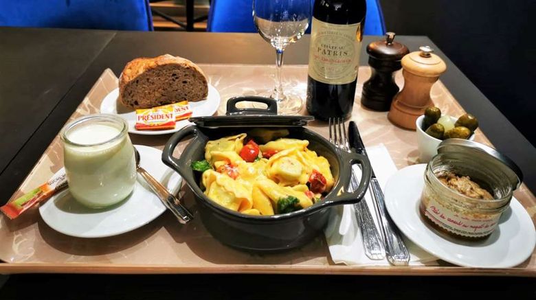 <b>Best Western Bordeaux Bayonne Etche-Ona Restaurant</b>. Images powered by <a href="https://iceportal.shijigroup.com/" title="IcePortal" target="_blank">IcePortal</a>.