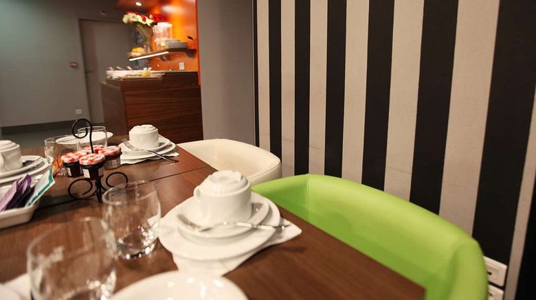 <b>Best Western Hotel de Paris Restaurant</b>. Images powered by <a href="https://iceportal.shijigroup.com/" title="IcePortal" target="_blank">IcePortal</a>.
