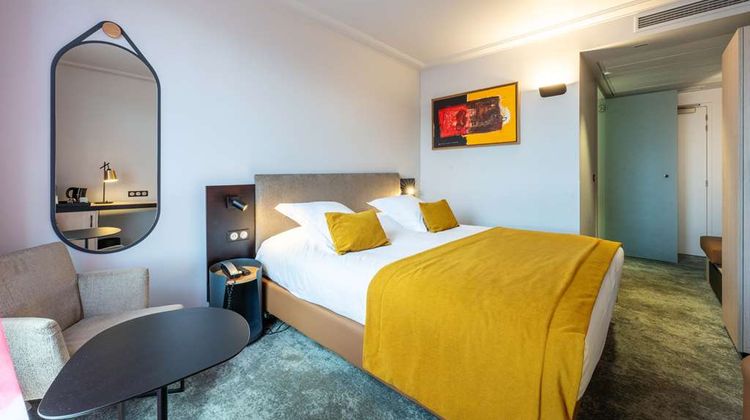 Best Western Premier Le Masq Hotel Room