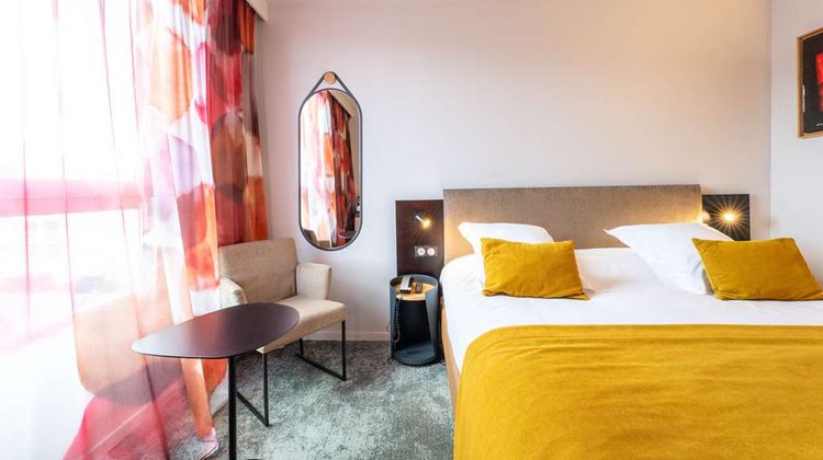Best Western Premier Le Masq Hotel Room