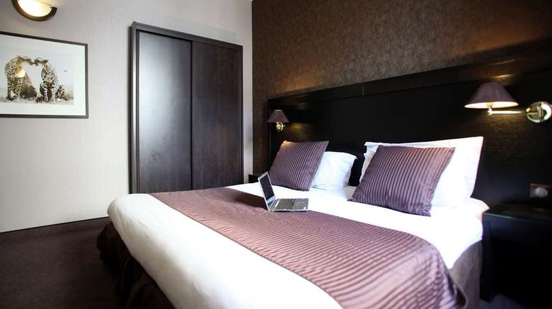 <b>Best Western Plus Hotel de Madrid Room</b>. Images powered by <a href="https://iceportal.shijigroup.com/" title="IcePortal" target="_blank">IcePortal</a>.
