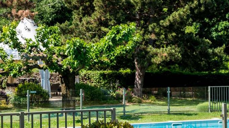 Best Western Clos Syrah Pool