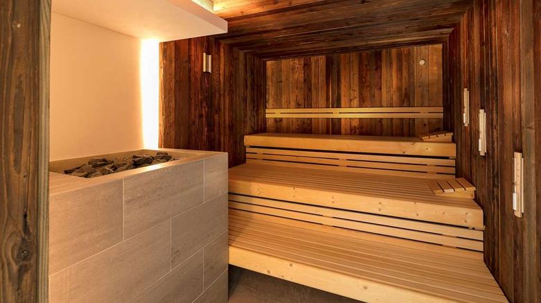 <b>Best Western Hotel le Schoenenbourg Spa</b>. Images powered by <a href="https://iceportal.shijigroup.com/" title="IcePortal" target="_blank">IcePortal</a>.