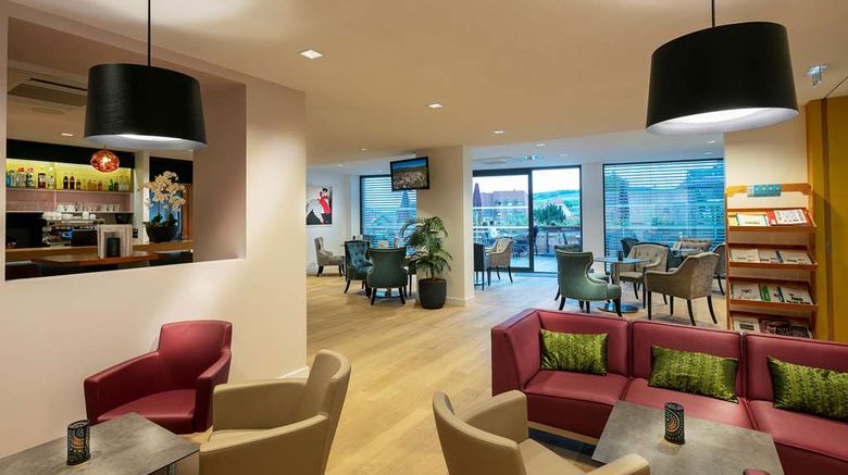 <b>Best Western Hotel le Schoenenbourg Restaurant</b>. Images powered by <a href="https://iceportal.shijigroup.com/" title="IcePortal" target="_blank">IcePortal</a>.
