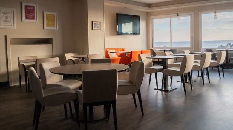 <b>Best Western Hotel De La Plage Restaurant</b>. Images powered by <a href="https://iceportal.shijigroup.com/" title="IcePortal" target="_blank">IcePortal</a>.