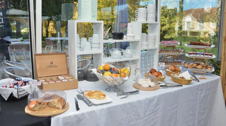 <b>Best Western Golf d'Albon Restaurant</b>. Images powered by <a href="https://iceportal.shijigroup.com/" title="IcePortal" target="_blank">IcePortal</a>.