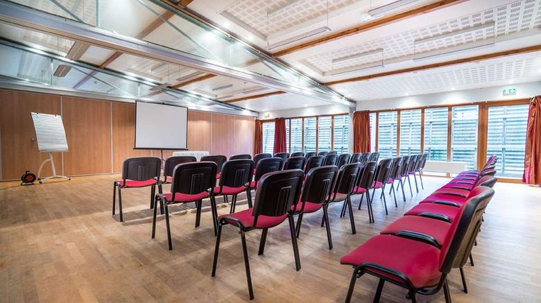 <b>Best Western Hotel Ile De France Meeting</b>. Images powered by <a href="https://iceportal.shijigroup.com/" title="IcePortal" target="_blank">IcePortal</a>.