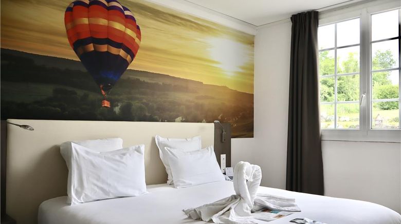 <b>Best Western Hotel Ile De France Room</b>. Images powered by <a href="https://iceportal.shijigroup.com/" title="IcePortal" target="_blank">IcePortal</a>.