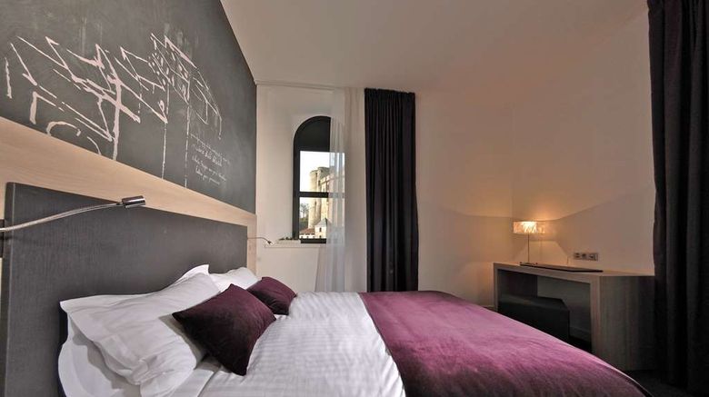 <b>Best Western Plus Villa St Antoine & Spa Room</b>. Images powered by <a href="https://iceportal.shijigroup.com/" title="IcePortal" target="_blank">IcePortal</a>.