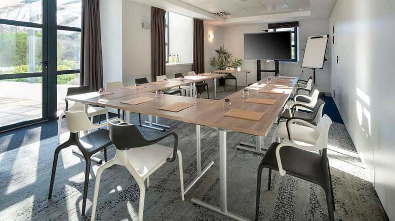 <b>Best Western Plus Villa St Antoine & Spa Meeting</b>. Images powered by <a href="https://iceportal.shijigroup.com/" title="IcePortal" target="_blank">IcePortal</a>.