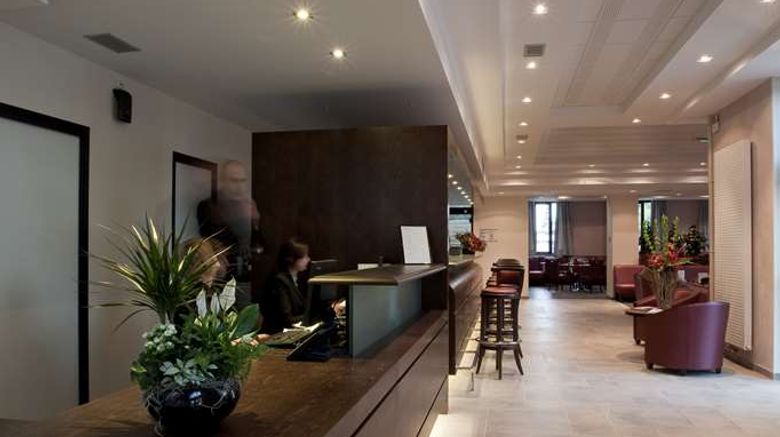 <b>Best Western Plus Hotel des Francs Lobby</b>. Images powered by <a href="https://iceportal.shijigroup.com/" title="IcePortal" target="_blank">IcePortal</a>.