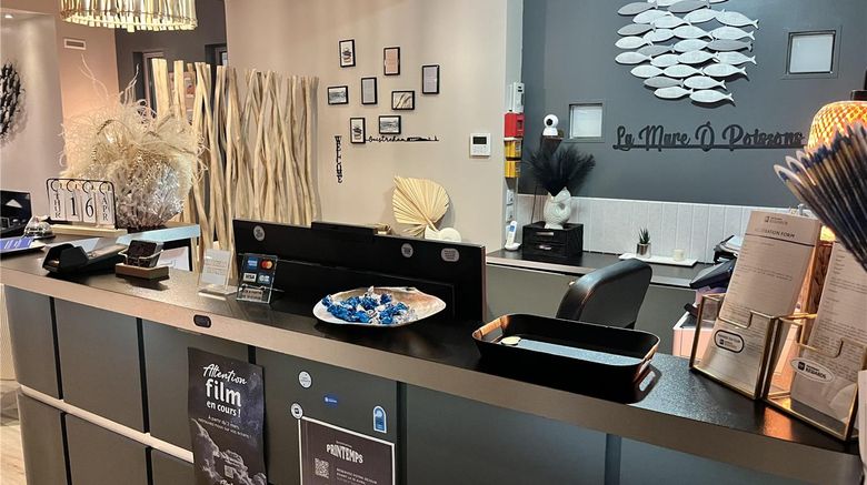 <b>Best Western La Mare O Poissons Lobby</b>. Images powered by <a href="https://iceportal.shijigroup.com/" title="IcePortal" target="_blank">IcePortal</a>.