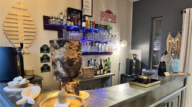 <b>Best Western La Mare O Poissons Restaurant</b>. Images powered by <a href="https://iceportal.shijigroup.com/" title="IcePortal" target="_blank">IcePortal</a>.