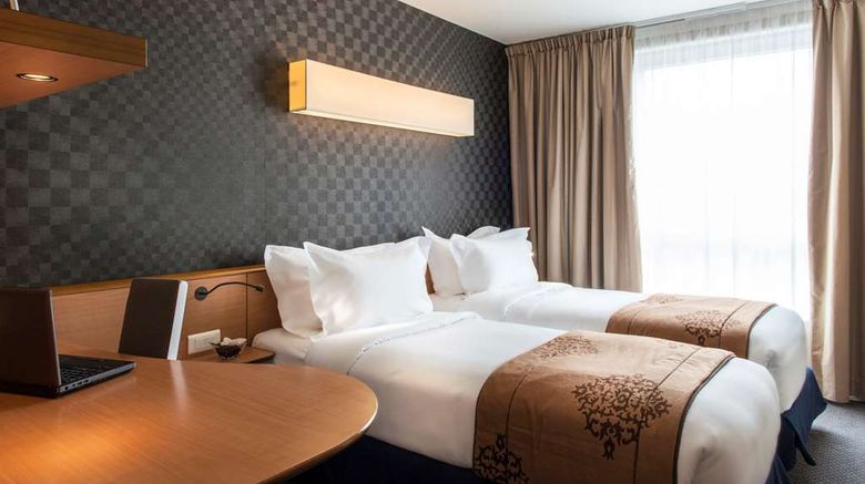 <b>Best Western Plus Paris Saclay Room</b>. Images powered by <a href="https://iceportal.shijigroup.com/" title="IcePortal" target="_blank">IcePortal</a>.