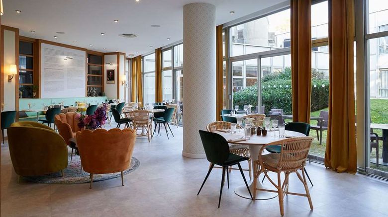 <b>Best Western Plus Paris Saclay Restaurant</b>. Images powered by <a href="https://iceportal.shijigroup.com/" title="IcePortal" target="_blank">IcePortal</a>.