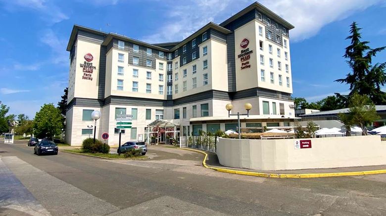 <b>Best Western Plus Paris Saclay Exterior</b>. Images powered by <a href="https://iceportal.shijigroup.com/" title="IcePortal" target="_blank">IcePortal</a>.
