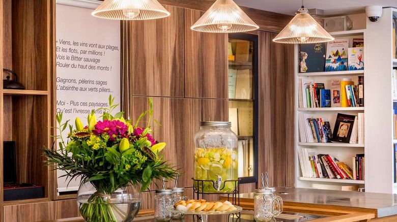 <b>Hotel Litteraire Arthur Rimbaud Lobby</b>. Images powered by <a href="https://iceportal.shijigroup.com/" title="IcePortal" target="_blank">IcePortal</a>.