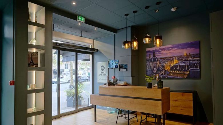 <b>Best Western Hotel Le Montparnasse Lobby</b>. Images powered by <a href="https://iceportal.shijigroup.com/" title="IcePortal" target="_blank">IcePortal</a>.