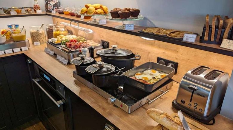<b>Best Western Hotel Le Montparnasse Restaurant</b>. Images powered by <a href="https://iceportal.shijigroup.com/" title="IcePortal" target="_blank">IcePortal</a>.